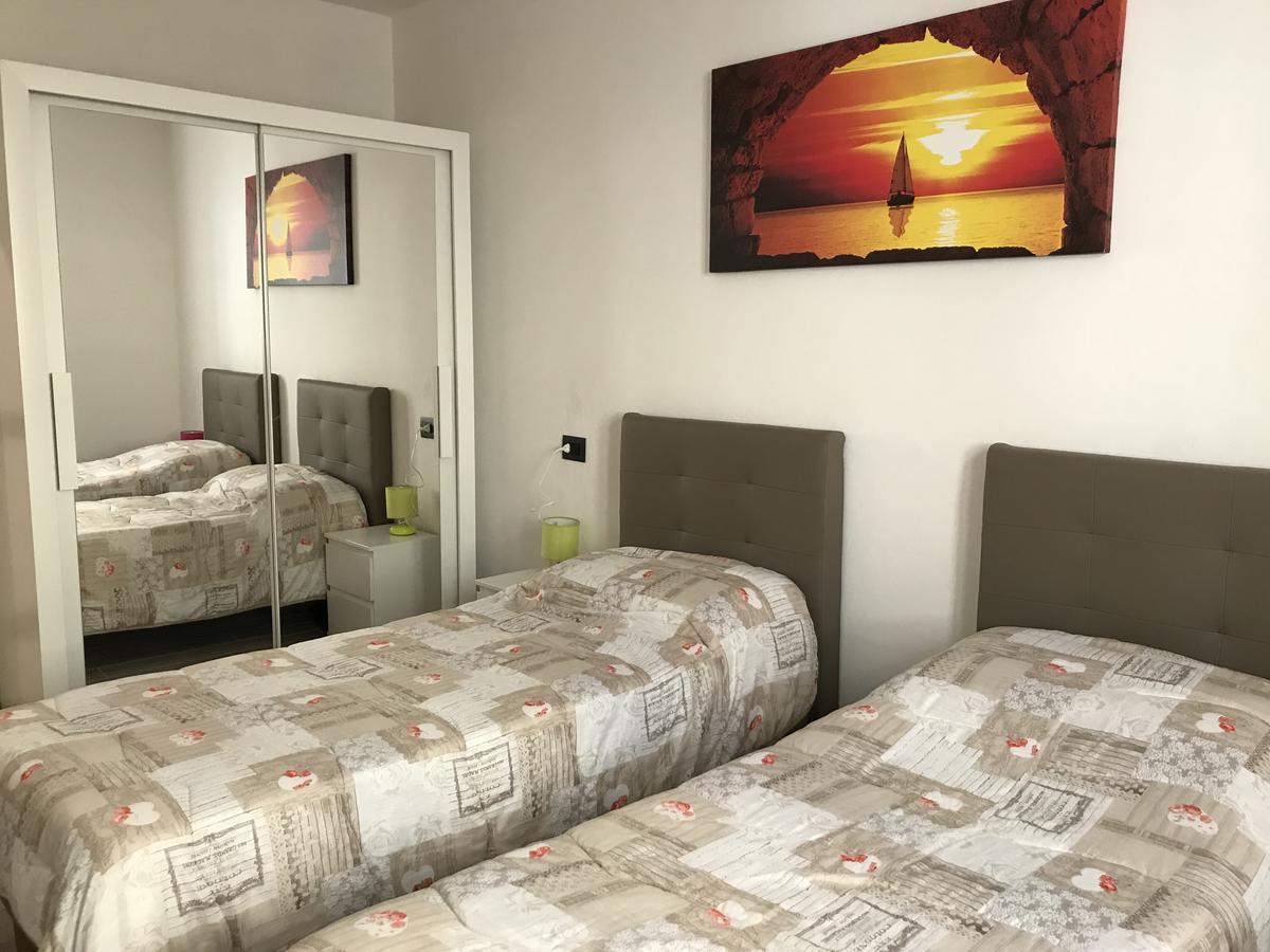 Casa Al Borgo Apartment การ์ดา ภายนอก รูปภาพ
