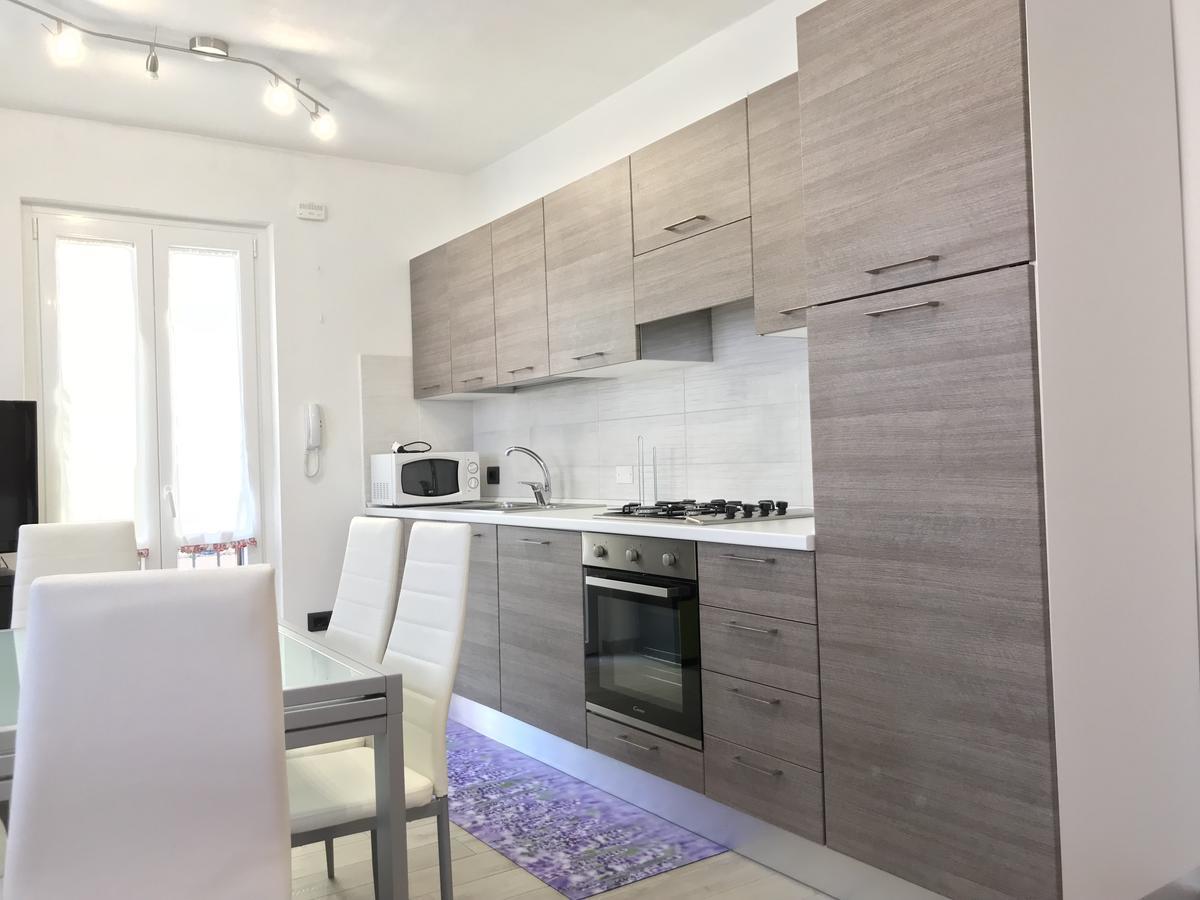 Casa Al Borgo Apartment การ์ดา ภายนอก รูปภาพ